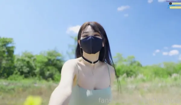 戶外大膽露出全套做愛哦膽子都是練出來的 小水水