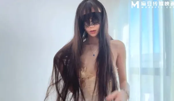 猥瑣導演奸淫女演員 魅狐姐姐