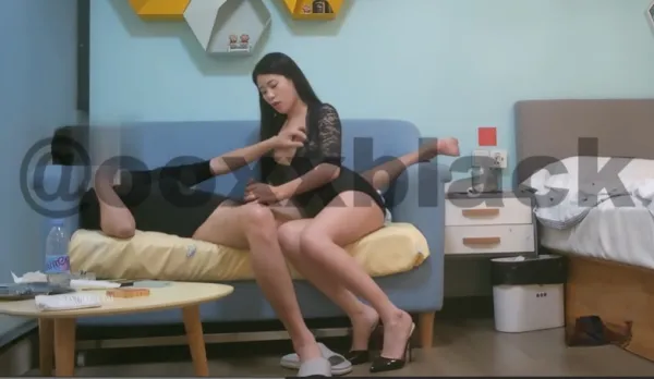 音樂系學生兼職嫩模級別身材火辣高挑的身材