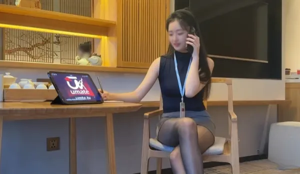 淫蕩秘書貞潔攻陷被肉棒填滿初嘗淫欲歡 播音系小美