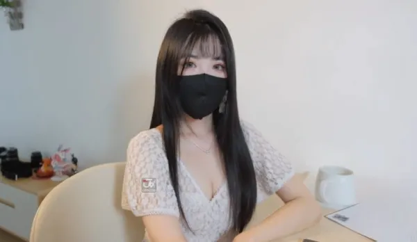 饑渴癡女姐姐的補課誘惑 懶懶豬