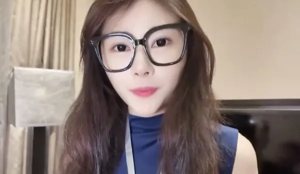 採精師使出混身解數就是要拿到精液 布丁