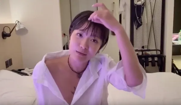 把色情片拍成YouTubeVlog 小恩