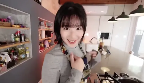賢惠的我給男友準備的口交性愛早餐