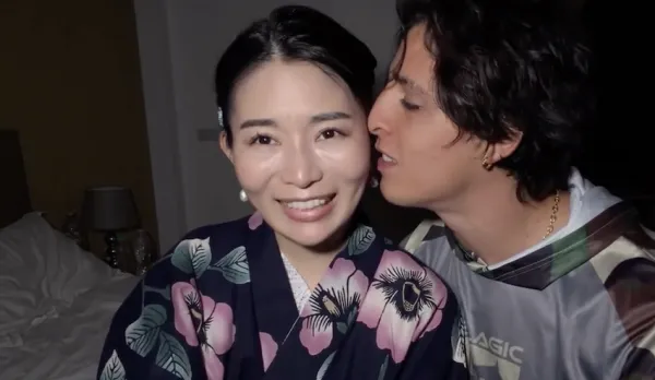 櫻花少婦