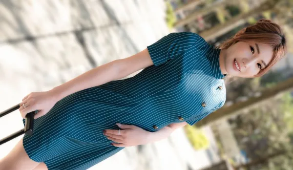 現役國際線空姐177cm高挑身材E罩杯巨乳挺拔的身形是色情的呼喚