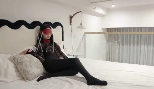 調教連體情趣極品女神 派大星